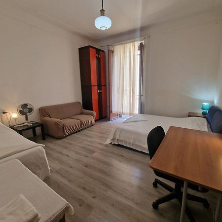 Room In The City Center - Stanza In Centro Citta Milan Exterior photo